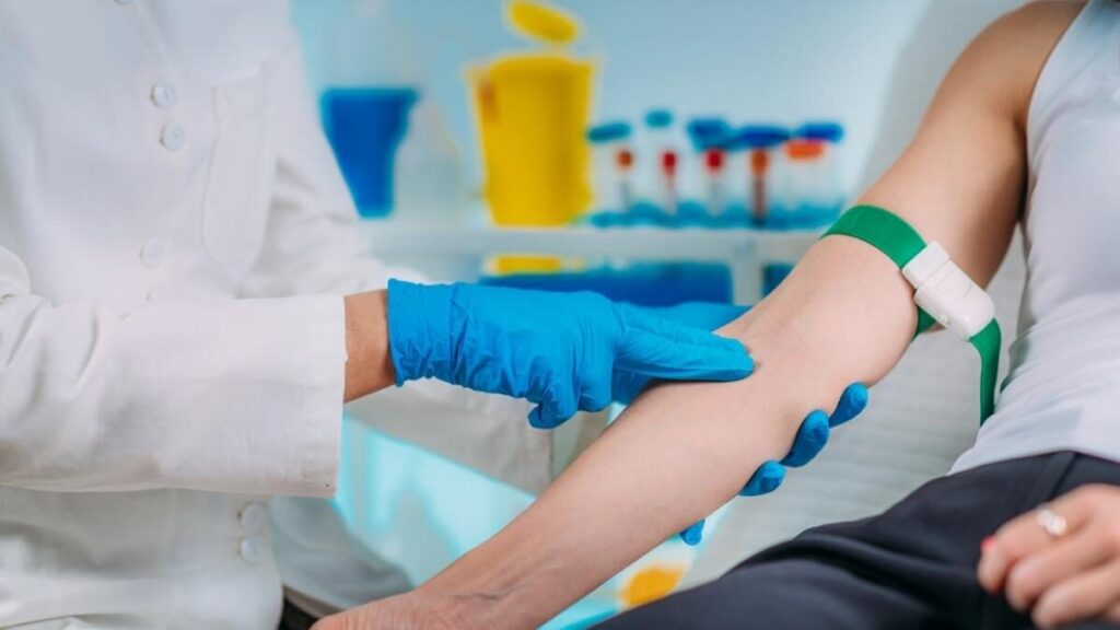 Phlebotomy & Laboratory Assistant Course