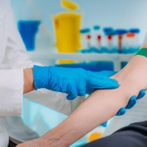 Phlebotomy & Laboratory Assistant Course